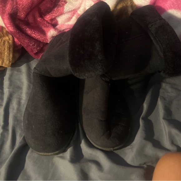 Boots - Picture 2 of 2